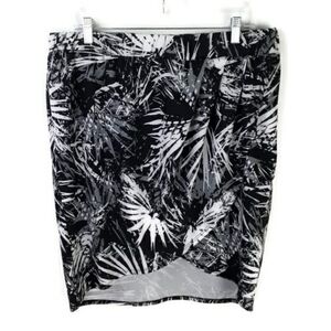 Fabletics Clarissa II Black Paradise Print Pullon Faux Wrap Mini Skirt Womens XL